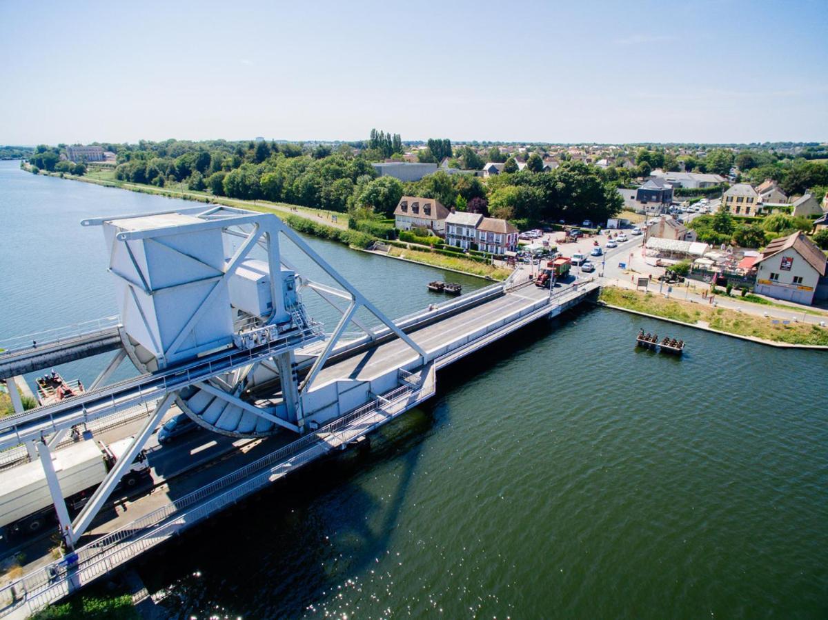 Maison Au Pegasus Bridge & Proche Plage Bénouville Exterior photo